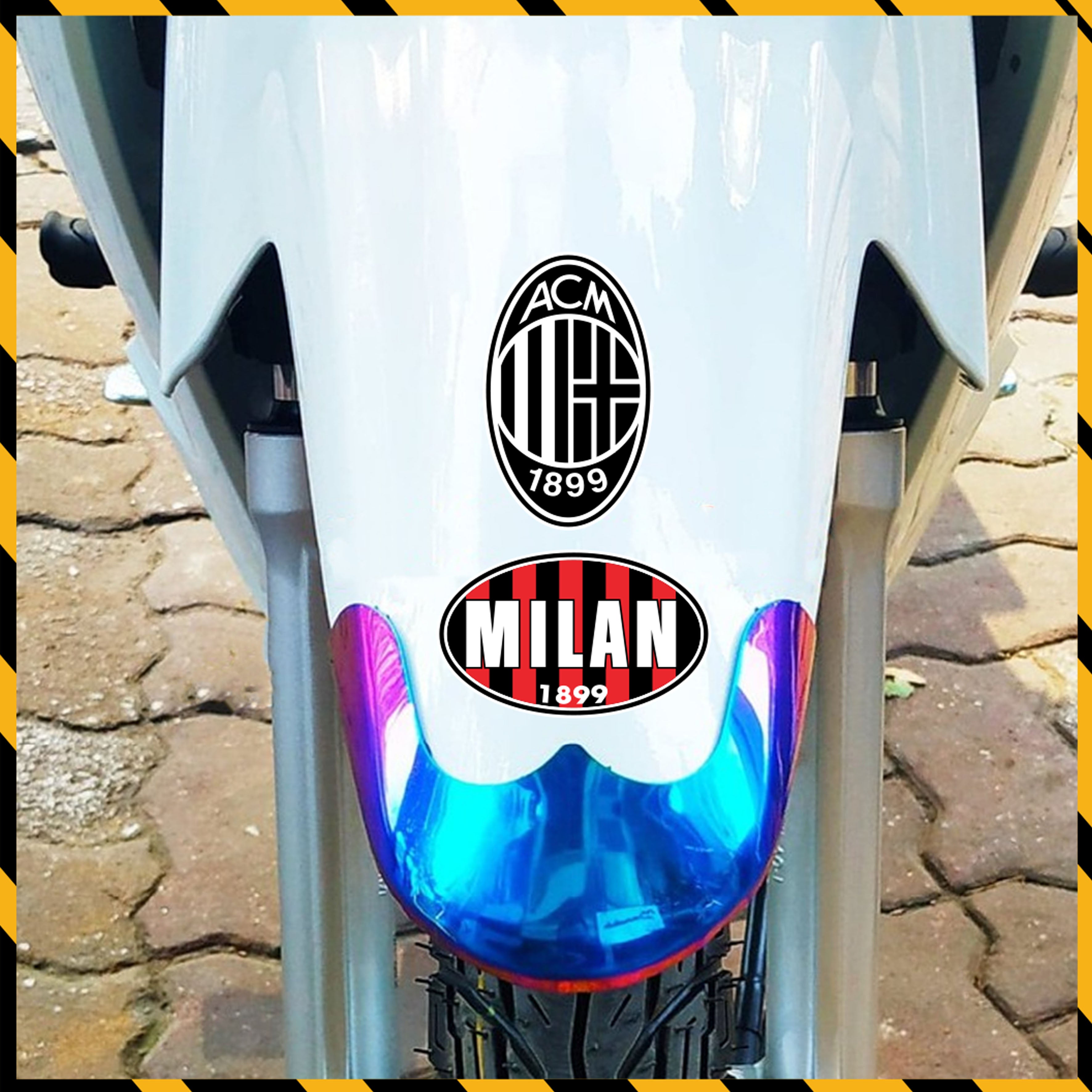 Sticker Dán Xe Máy, Xe Điện, Xe Đạp, Mũ Bảo Hiểm | Bóng Đá - AC Milan
