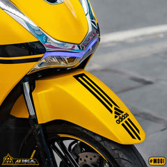 Hình thực tế tem dán chắn bùn xe máy mẫu Adidas màu đen