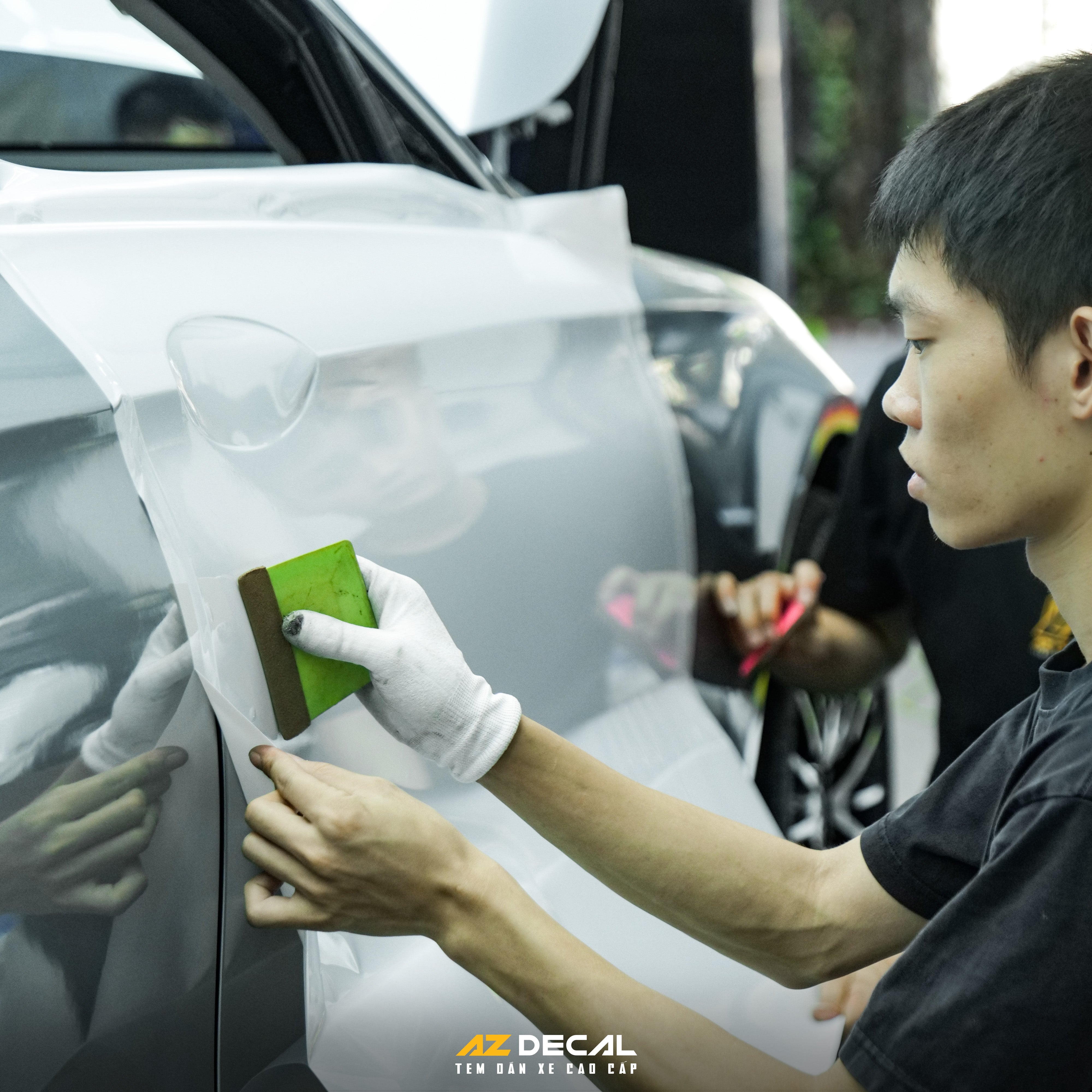 Dán Đổi Màu Ô Tô Mercedes E200 bao nhiêu tiền