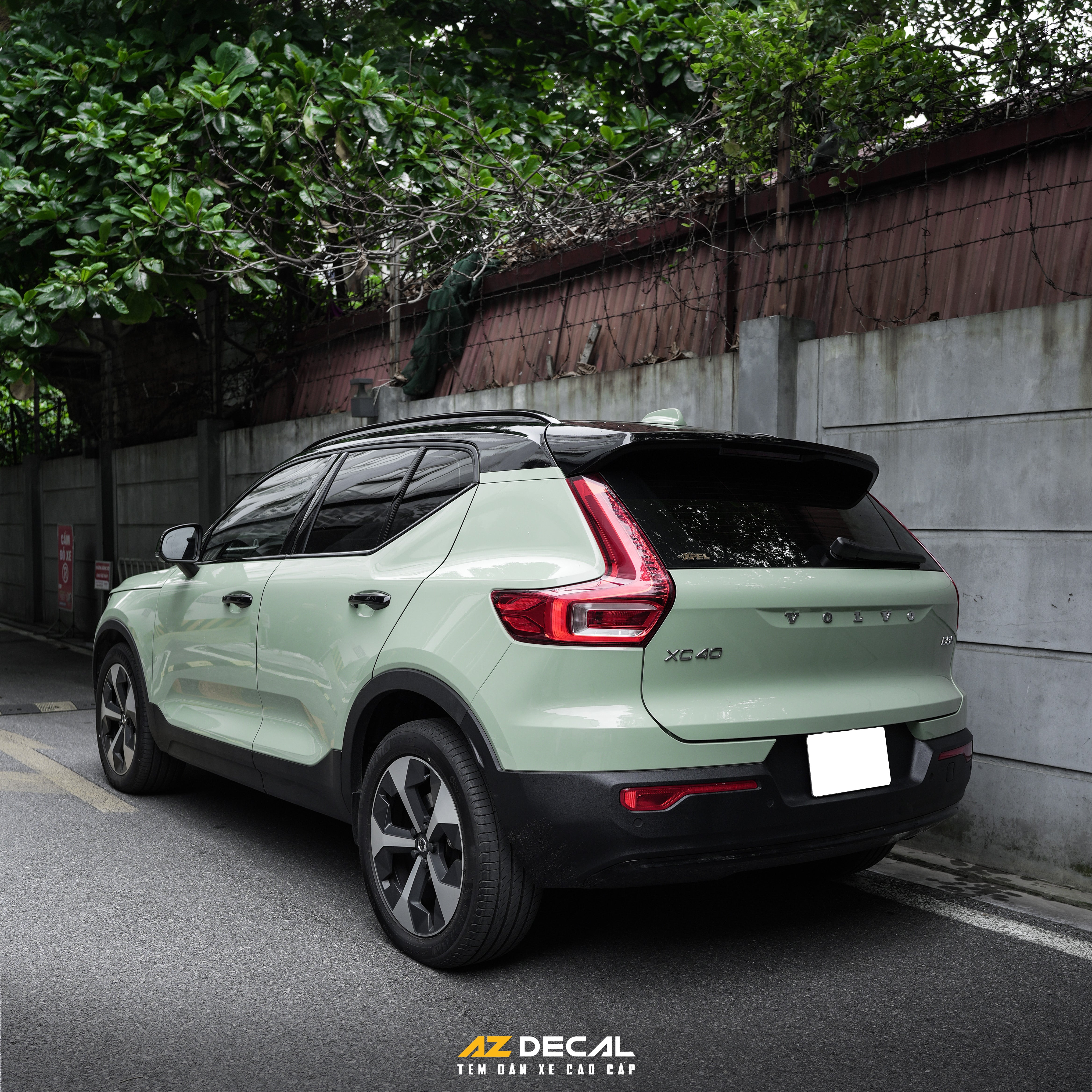 Dán decal Ô Tô Volvo XC40 màu xanh
