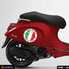 tem xe Vespa Sprint đỏ